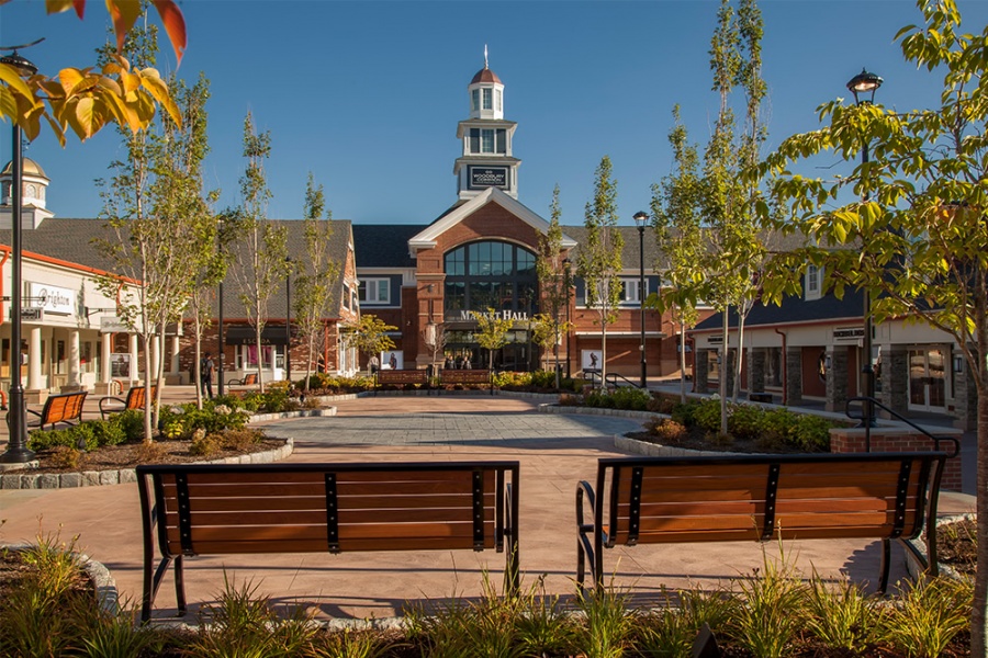 Store Directory for Woodbury Common Premium Outlets® - A Shopping